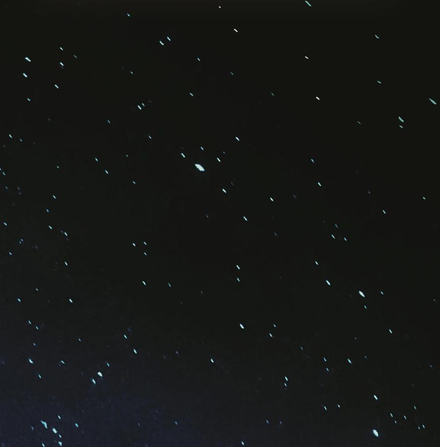 《残次品》009 学校后台是黑洞 第17页