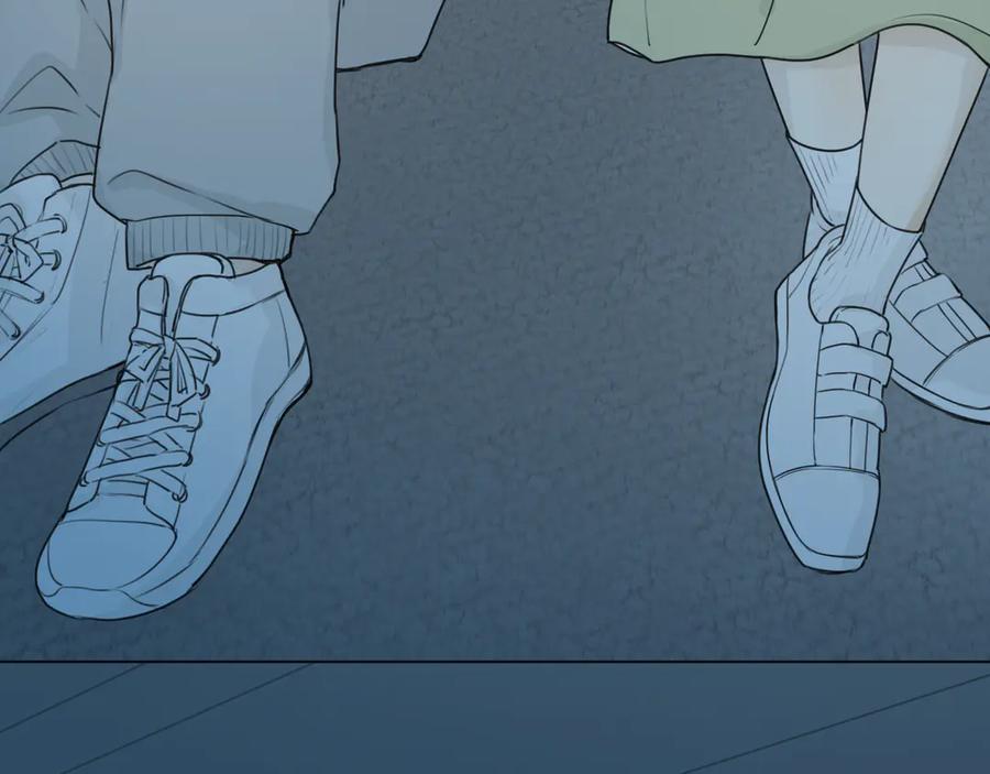 《那个在图书馆做梦的九月下午》他坐下了。 第63页